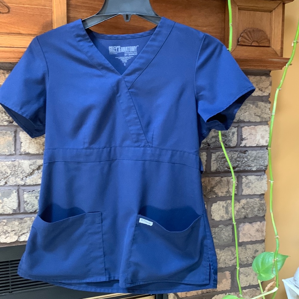 Grey’s anatomy navy blue scrub top small